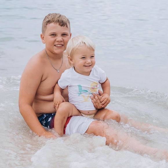 Meet your Posher, Jennifer - Picture 1 of 1